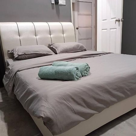 Impian Stay 0.1 Townhouse With 3 Bedrooms. Kuah Eksteriør bilde