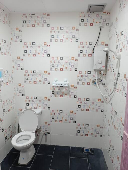 Impian Stay 0.1 Townhouse With 3 Bedrooms. Kuah Eksteriør bilde